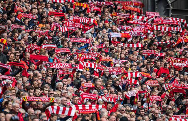 巴萨第六次欧冠单场上半时染红，阿劳霍两度上榜（欧冠赛场巴萨第六次上半场吃红牌，阿劳霍两度在列）