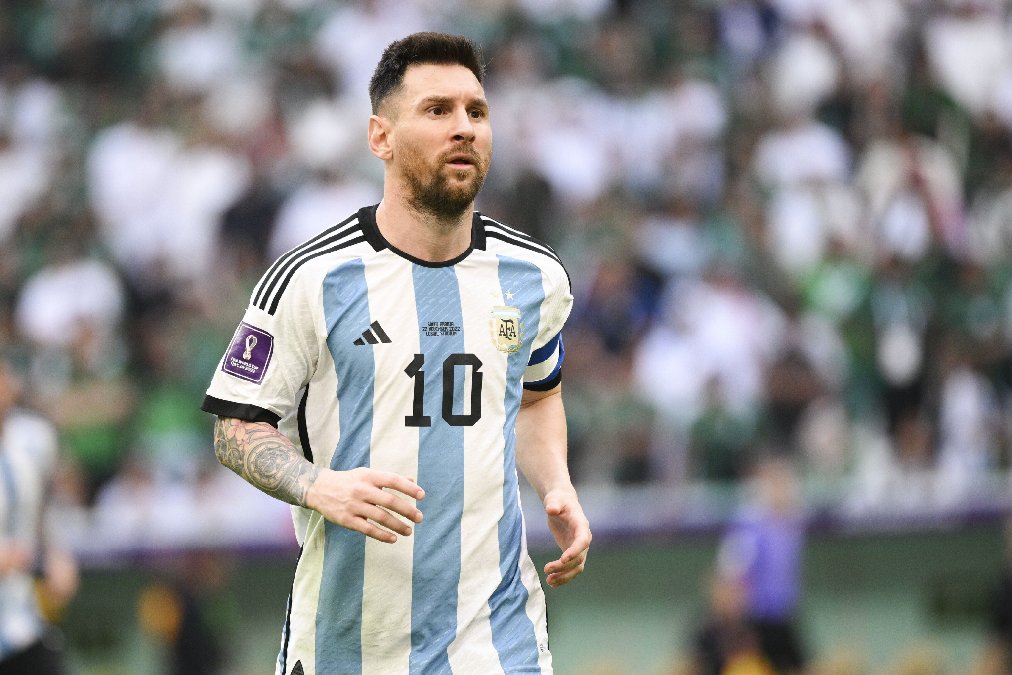 德甲战报：昂达夫戴帽+绝平，多特蒙德3-3斯图加特（德甲快讯：昂达夫上演帽子戏法压哨扳平，多特蒙德3-3战平斯图加特）