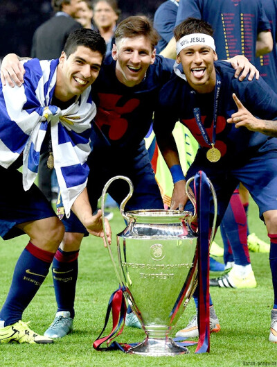 欧文快攻上篮制胜