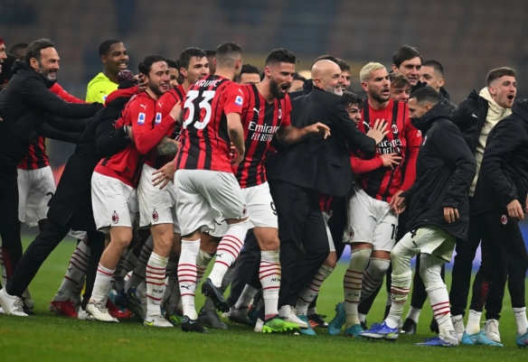 亚精英赛战报：马尔科姆一锤定音，利雅得新月1-0沙迦（亚精英赛快讯：马尔科姆打入制胜一球，利雅得新月1-0击败沙迦）