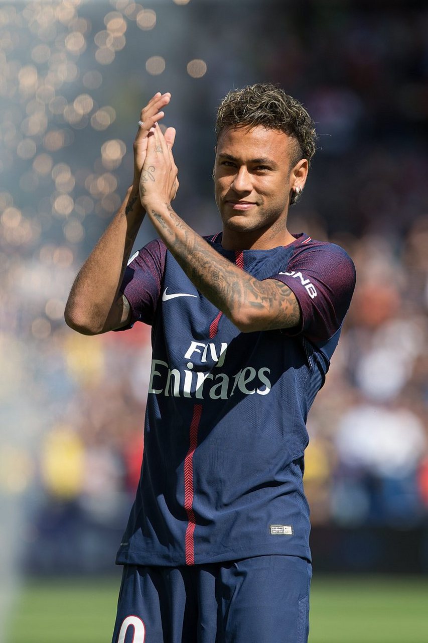 西海岸祝福邵佳一：俱乐部主教练荣升国足主帅，这是我们的荣幸（西海岸祝贺邵佳一：从俱乐部主帅升任国足主帅，我们深感荣幸）